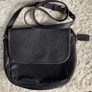 Vintage Leather Coach Patricia Legacy 9951 Flap Bag